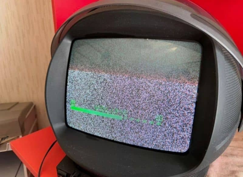 Philips tv 14 inch old and Antique 0