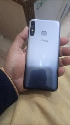 Infinix hot 8