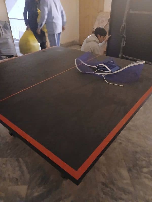 TABLE TENNIS NEW CONDITION 1