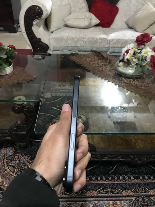 iPhone 15 brand new black colour 2 time charge phone 3