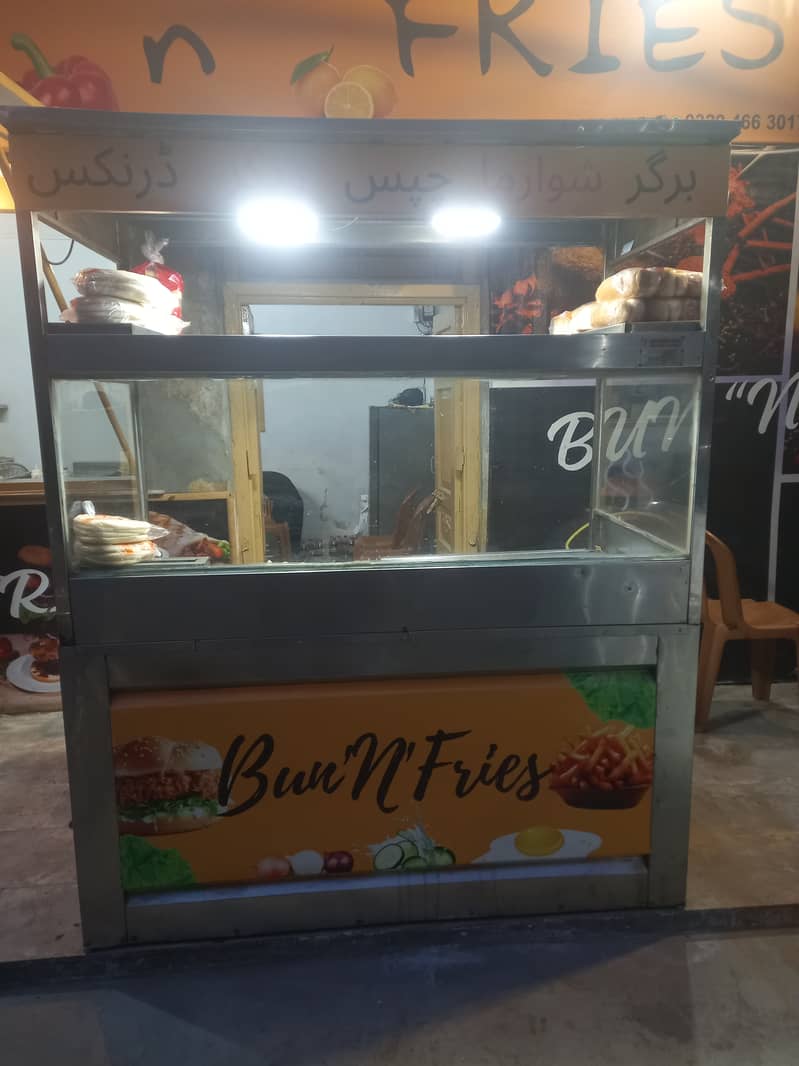 Shawarma counter hotplate and fryer 3