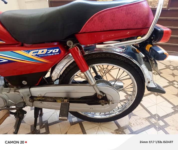 Honda CD 70 19 model lush 1