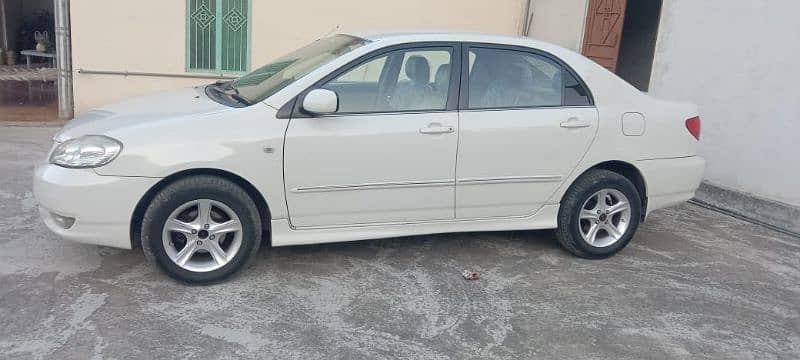 Toyota Corolla 2.0 D saloon 2002 1