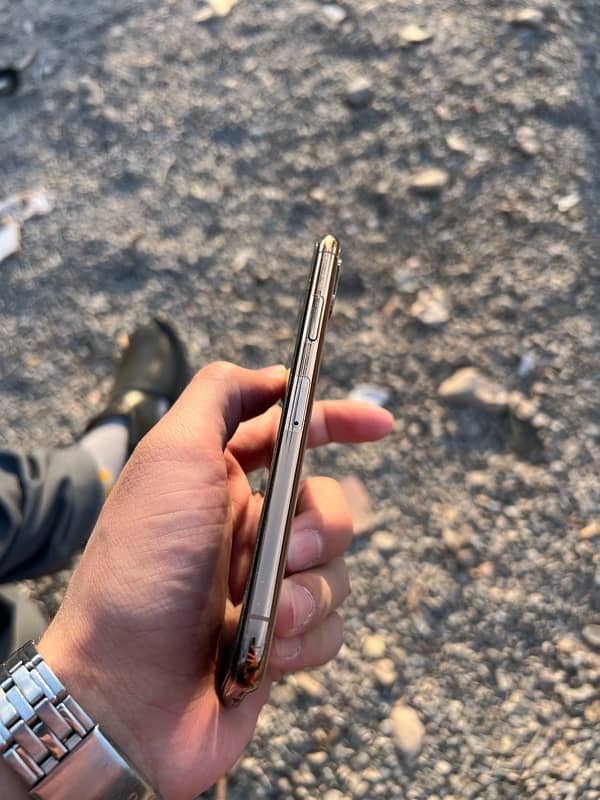 iphone xs 5