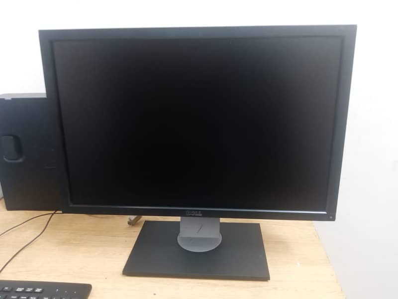 Dell 24 inch monitor ips panel 1920x1200 0