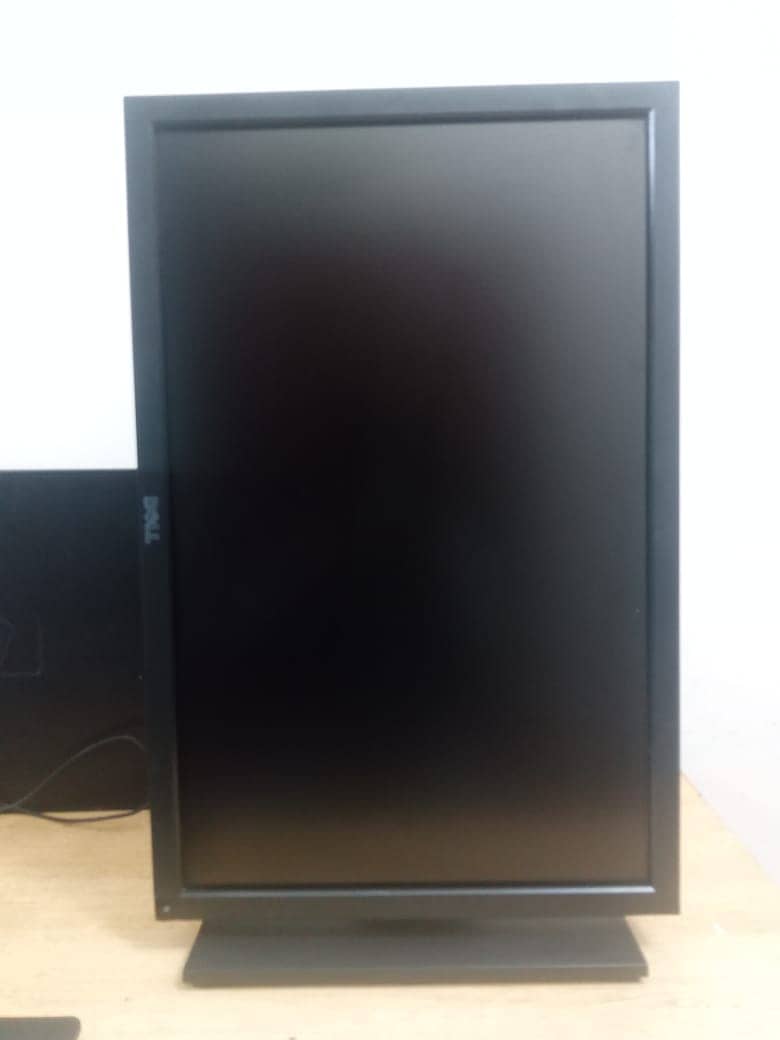 Dell 24 inch monitor ips panel 1920x1200 1