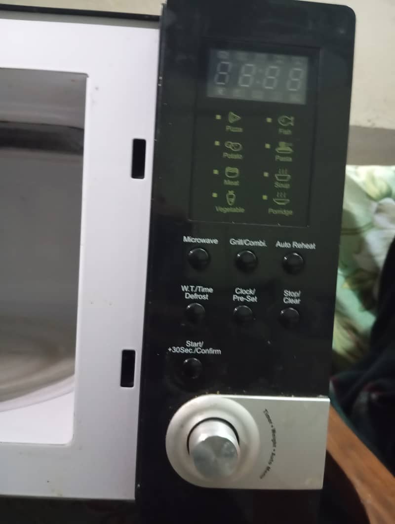 Haiier Microwave oven Model HMN 32100BEGB-01 2