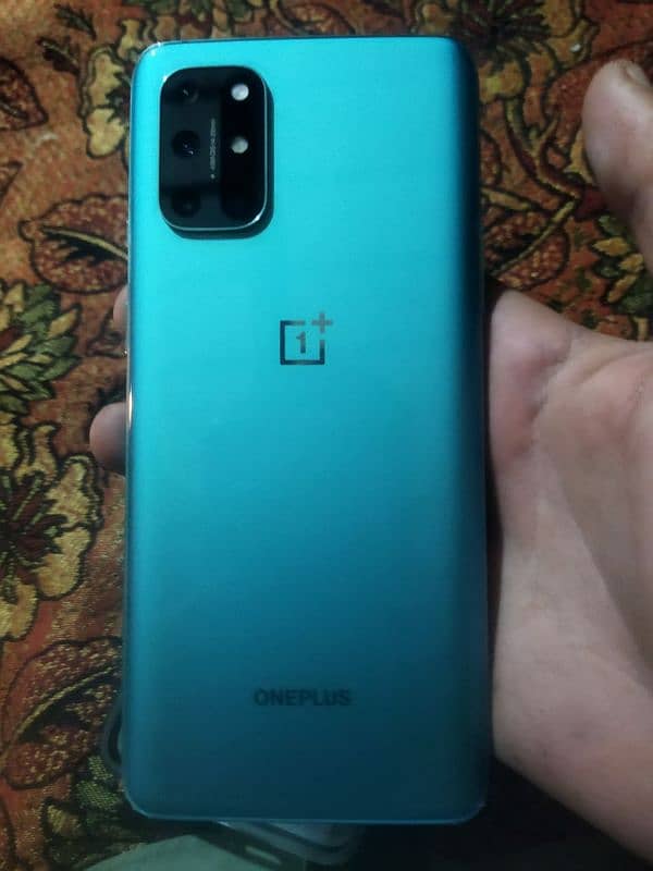 one plus 8t 10/10 condition 0