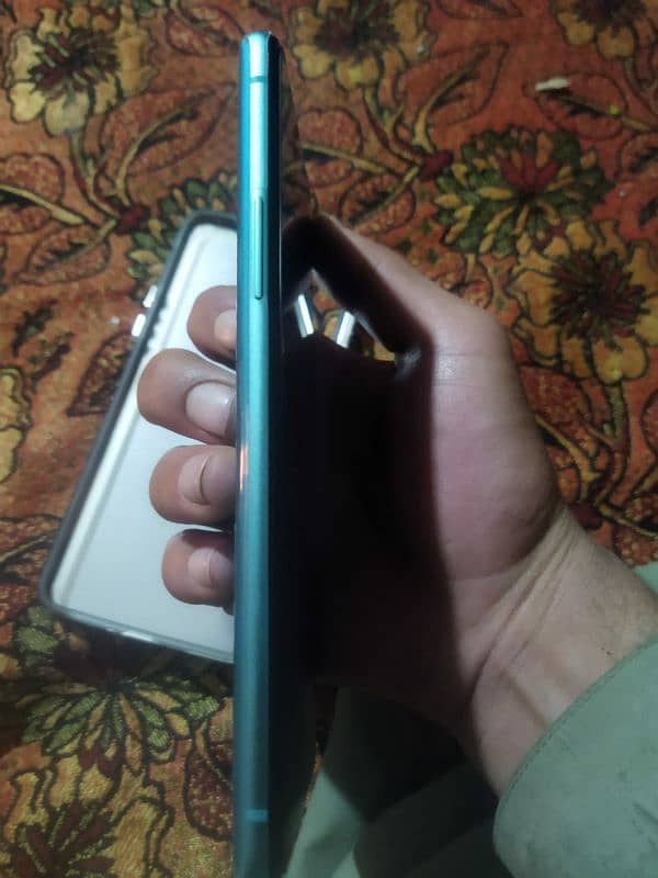 one plus 8t 10/10 condition 3