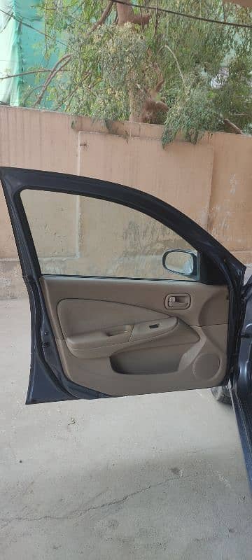 Nissan Sunny 2006 5