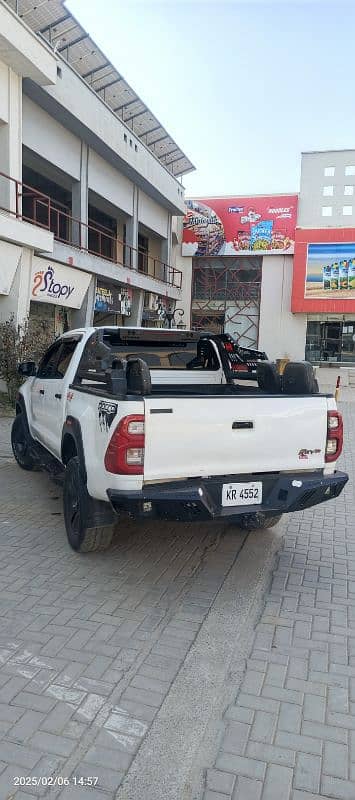 Toyota Hilux Vigo 2011 sale & exchange 12