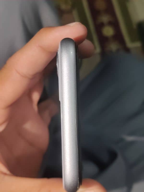 IPHONE 11 For Sell Brand New Condition 10/10 UAE Stock 3