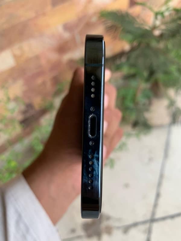 iphone 12 pro max 256gb fu with complete box 1