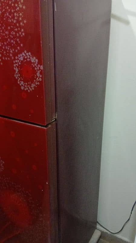 orient fridge 9 ft glass door in warranty with orignal  compressor 0