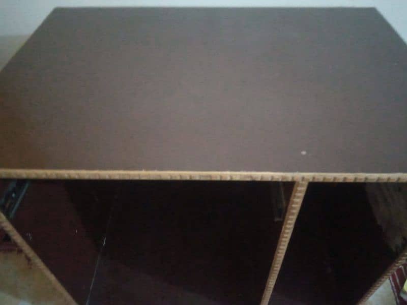 Computer table available for sale 03185716453 0