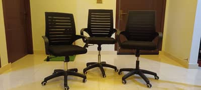 6 Office used chairs in great condition