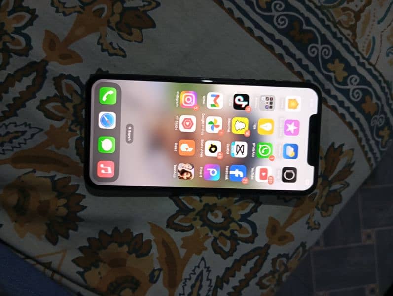 iPhone 11pro pro max 1