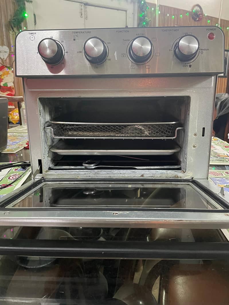 WESTPOINT Air Fryer Oven Slightly Used 4