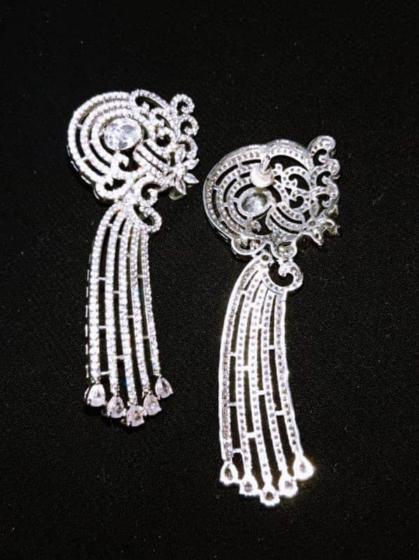 ELEGANT Chokar jewelry set in silver colour 4