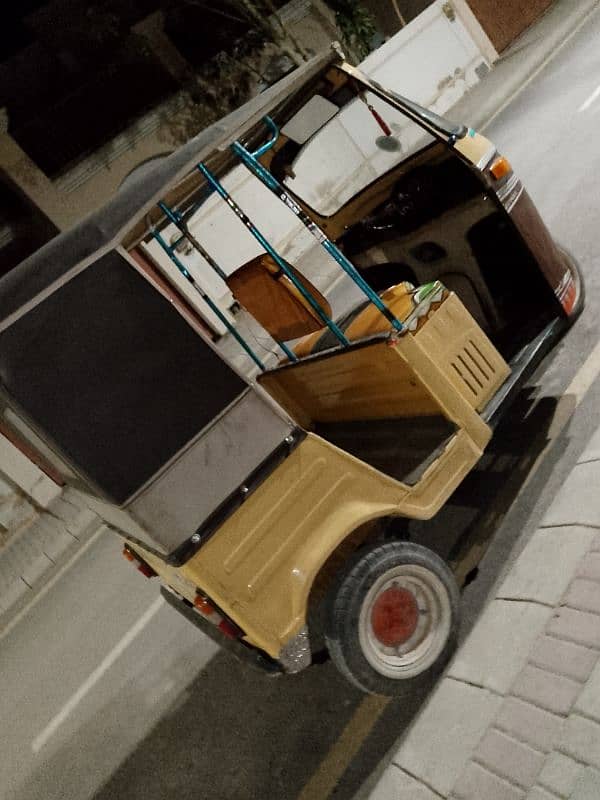 SAZGAR RICKSHAW 10