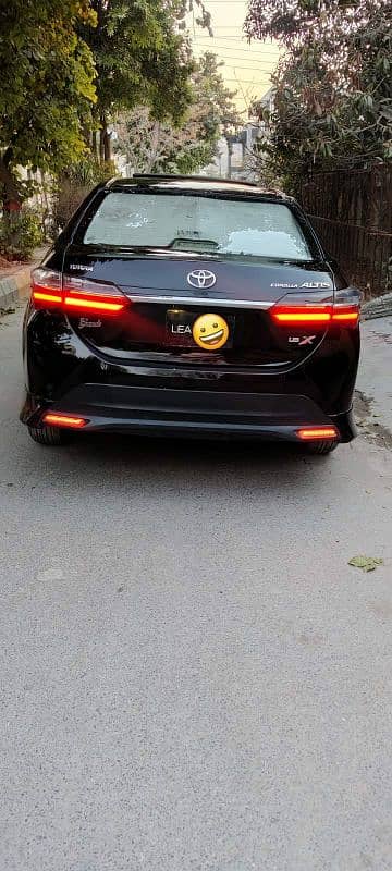 Toyota Altis Grande 2016 3