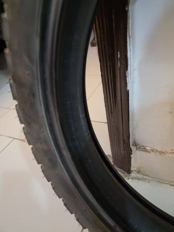 90-90-18 R Genuine tyres Cb150f for Sale 2