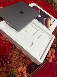 Macbook pro m1 max 16"inch 64/1TB