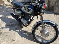 Honda 125 22/23 for urgent sale