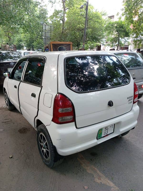 Suzuki Alto 2012 4