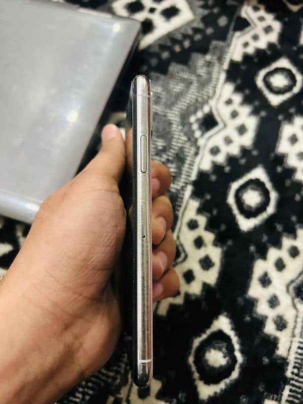 iPhone XS 256gb PTA 3