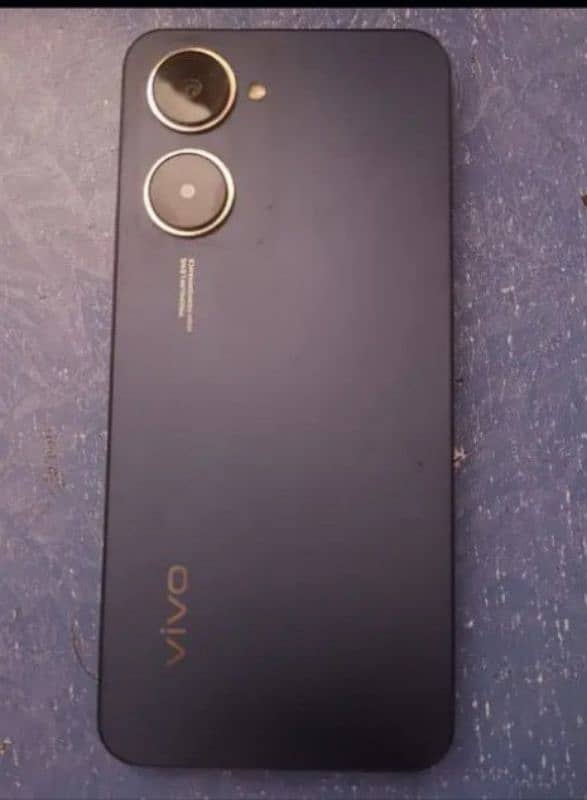 vivo y03 2