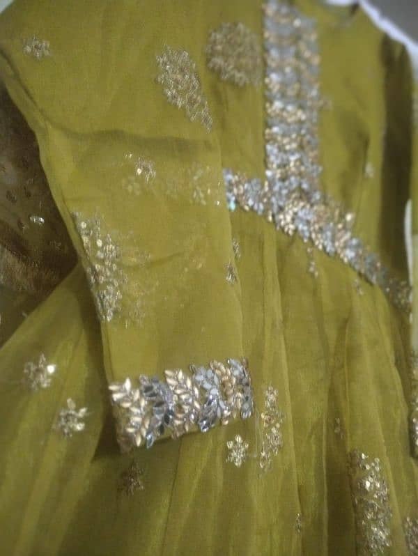 a very beautiful olive green mehndi dress 12