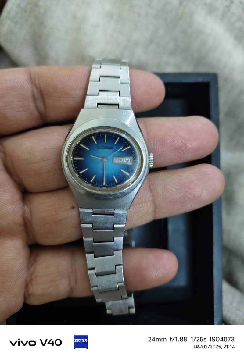 Vintage citizen 1980 0