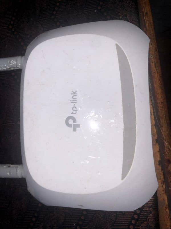 MT LINK ONU device and TP LINK router 0