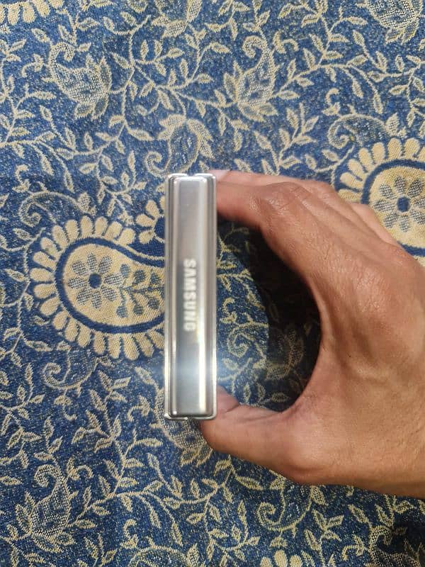 Samsung galaxy Z flip 5 pta aproved 3