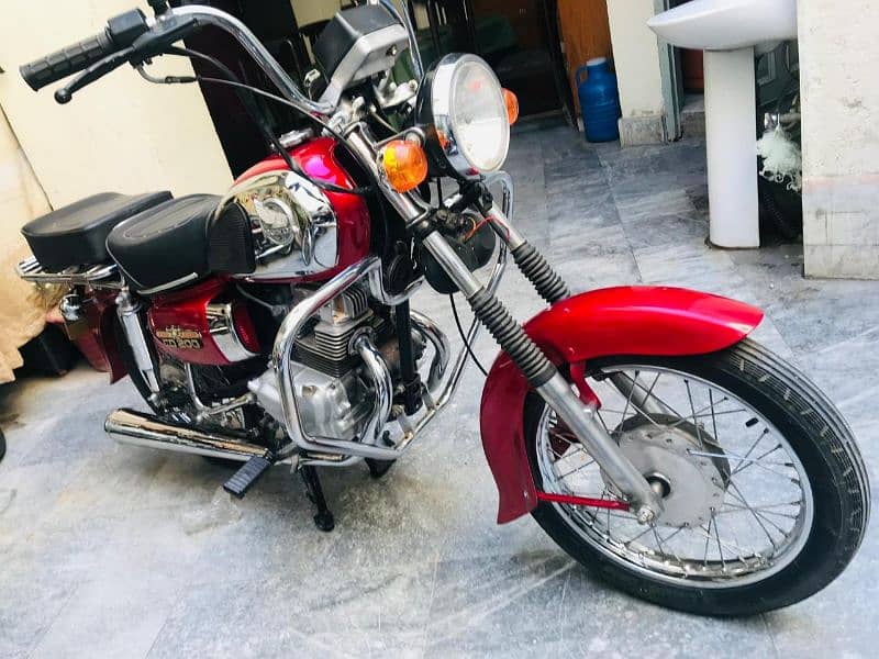 Honda CD 200 for Sale in Brand New condition 8