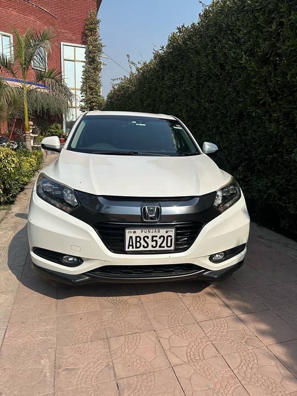 Honda Vezel 2015 1