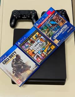 PS4 Slim With 2 Controllers + Box + 3 Games *10/10 Condition*