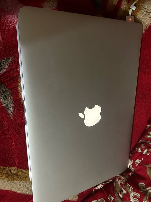 MacBook Pro 2015 for sale 3