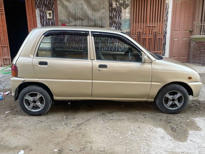 Daihatsu Cuore 2004 2