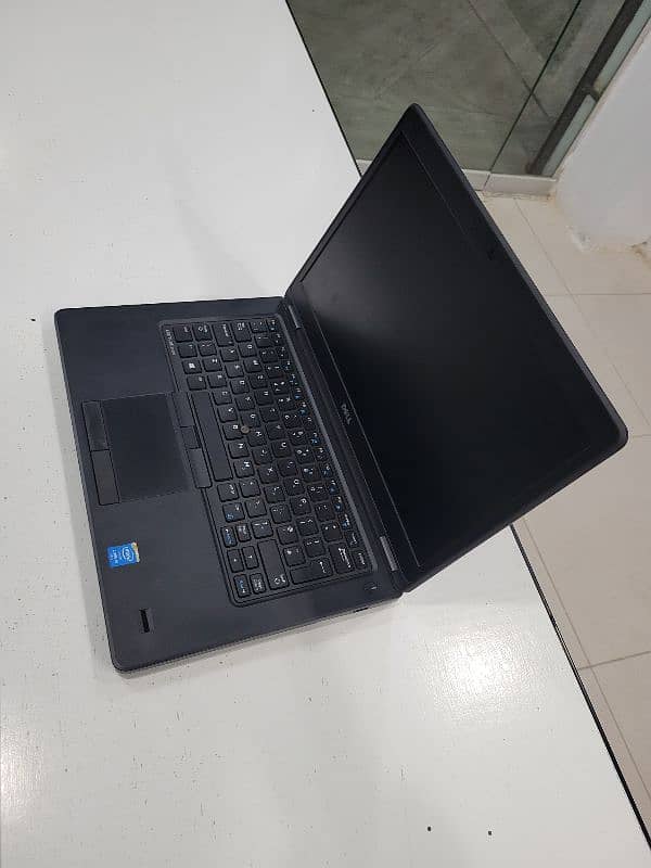 Dell Latitude 5450 5th i5 8Gb 320Gb 4