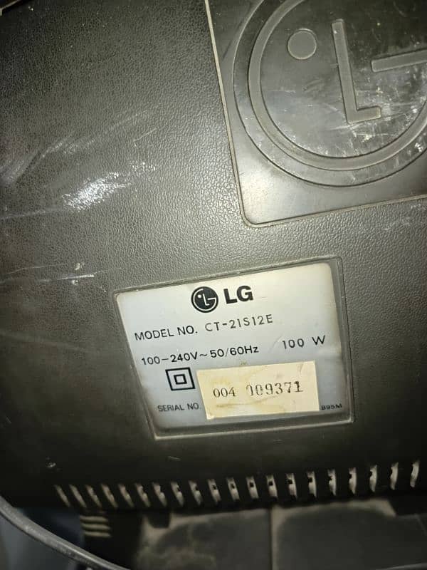 LG TV For SALE 1