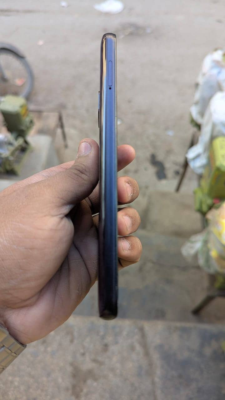 Motorola One 5G Ace 4