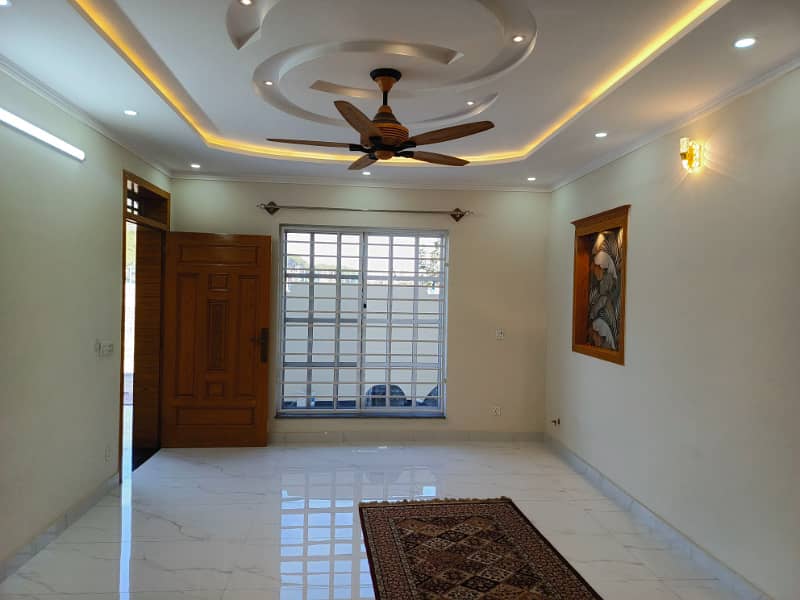 14 Marla Full House For Rent In G-13 islambad 15