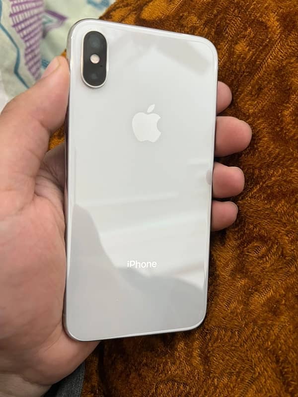 Iphone X 256 GB Silver Color PTA Approved with Box condition 9/10 0