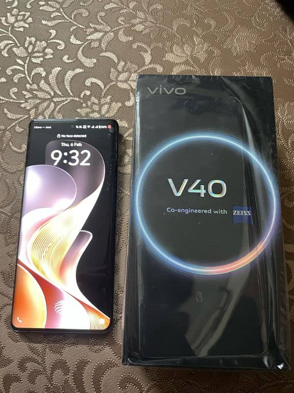 Vivo v40 3