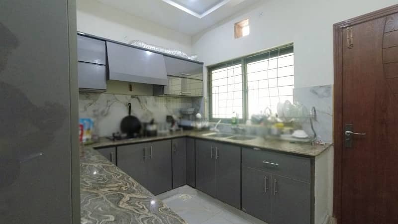 Prime Location 10 Marla House Situated In Public Health Society - Block A For Sale 20