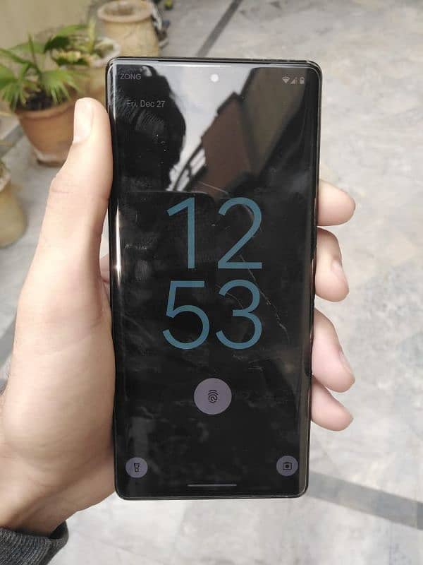 Google pixel 6pro 10/10 water pack phone 8