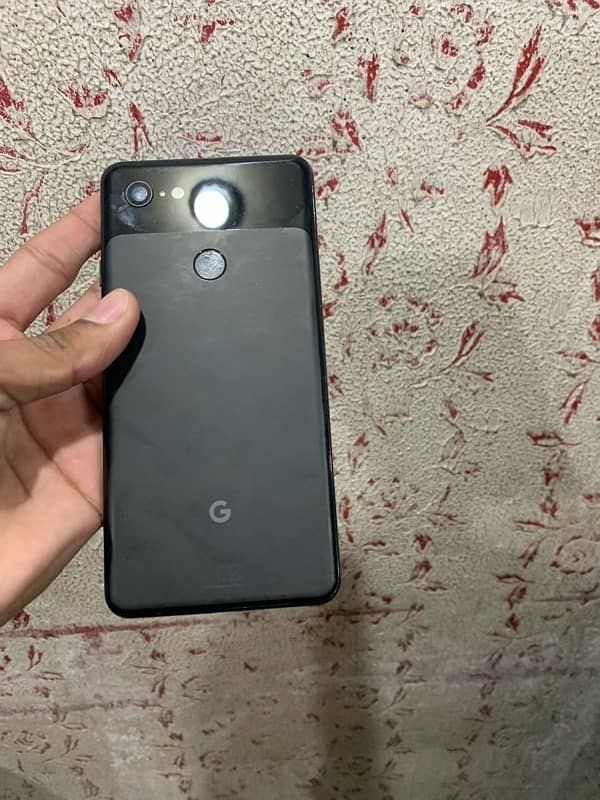 google pixel 3a 10/9 condition 4gb ram 64 memory 3