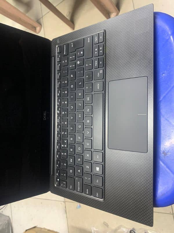 DELL XPS 13 9370 5